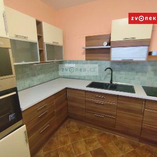 Pronájem bytu 2+1 55 m² Kroměříž, 