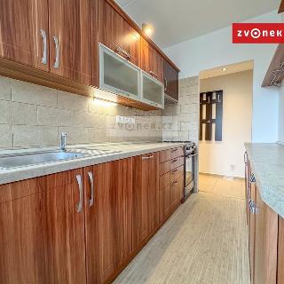 Pronájem bytu 2+1 57 m² Otrokovice, Polní