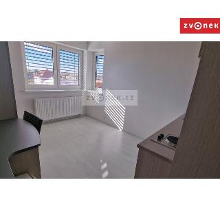 Pronájem bytu 1+kk a garsoniéry 20 m² Zlín, I. Veselkové