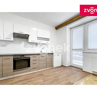 Pronájem bytu 3+1 77 m&sup2; Kunovice