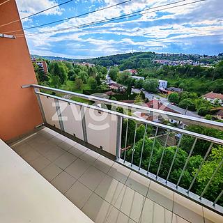 Pronájem bytu 3+1 68 m&sup2; Zlín
