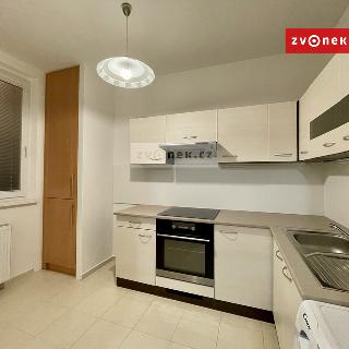 Pronájem bytu 2+1 45 m² Zlín, Okružní