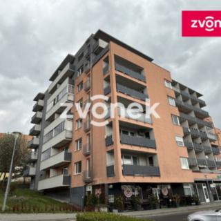 Pronájem garáže 15 m² Zlín