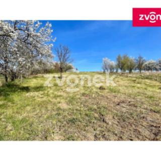 Prodej stavební parcely 830 m² Uherský Brod, 