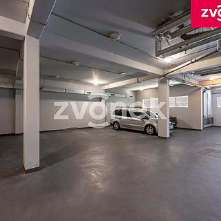 Prodej parkovacího místa 16 m&sup2; Zlín