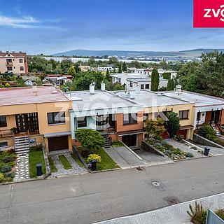 Prodej rodinného domu 260 m&sup2; Otrokovice