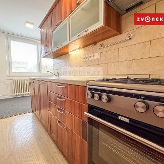 Pronájem bytu 2+1 57 m² Otrokovice, Polní