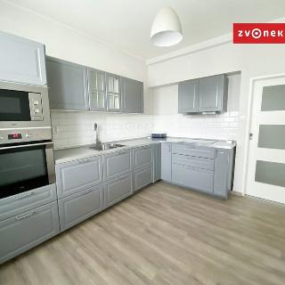 Pronájem bytu 3+1 77 m² Zlín