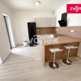 Pronájem bytu 2+kk 35 m² Zlín