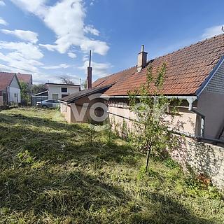 Prodej rodinného domu 90 m&sup2; Komňa