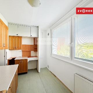 Prodej bytu 3+1 72 m² Zlín, Okružní