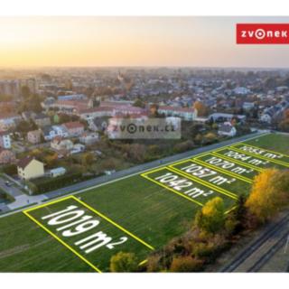 Prodej stavební parcely 1 019 m² Hulín