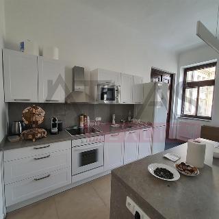 Pronájem bytu 2+kk 71 m² Praha