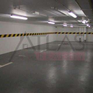Pronájem parkovacího místa 13 m² Praha, Mánesova