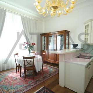 Pronájem bytu 3+kk 77 m² Praha