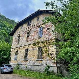 Dražba rodinného domu 634 m² Horní Slavkov, Tovární