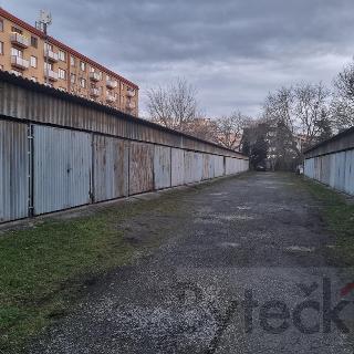 Pronájem parkovacího místa 20 m² Praha