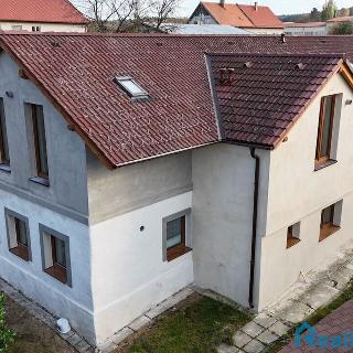 Prodej rodinného domu 258 m² Albrechtice nad Vltavou, 