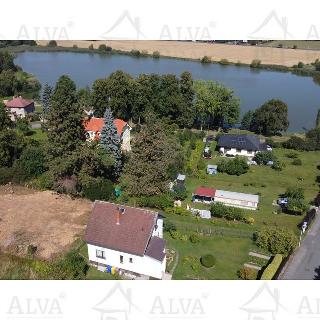 Prodej stavební parcely 1 134 m² Louňovice, 