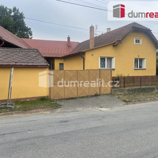 Prodej zemědělské usedlosti 550 m² Moraveč, 