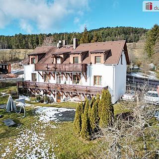 Prodej rodinného domu 334 m&sup2; Zlatá Koruna