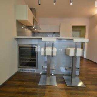 Pronájem bytu 2+kk 53 m² Praha Letňany, Terezínská