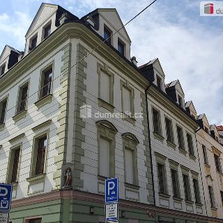 Pronájem bytu 1+kk a garsoniéry 40 m² Praha, Na Petynce