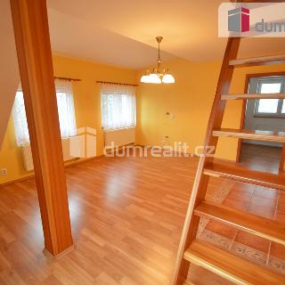 Pronájem bytu 3+1 90 m² Praha, Podolí