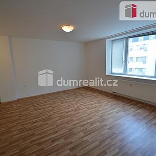 Pronájem bytu 1+kk, garsoniery 39 m² Praha