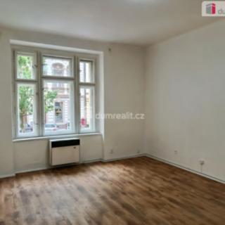 Pronájem bytu 1+kk, garsoniery 34 m² Praha