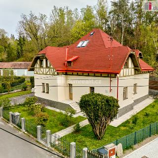 Prodej hotelu a penzionu 334 m² Dalovice, Pod Strání