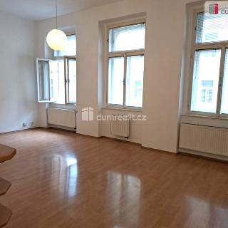 Pronájem bytu 1+kk a garsoniéry 34 m² Praha, Kamenická