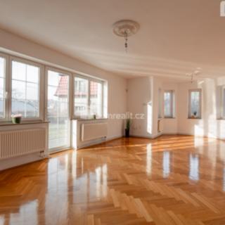 Prodej rodinného domu 350 m² Mladá Boleslav