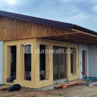 Prodej rodinného domu 118 m² Zvěstov, Vlastišov