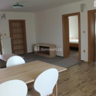 Pronájem bytu 3+kk 65 m² Kladruby