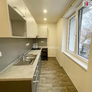 Pronájem bytu 2+kk 60 m² Děčín, Kamenická