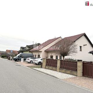 Pronájem rodinného domu 170 m² Kunovice, Na Rybníku