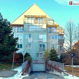 Prodej garáže 16 m² Praha