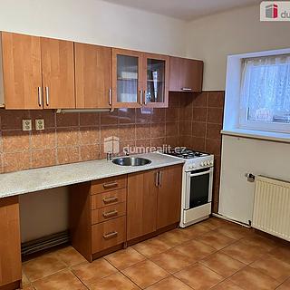 Pronájem bytu 2+1 52 m&sup2; Cheb