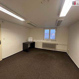 Pronájem kanceláře 19 m&sup2; Opava
