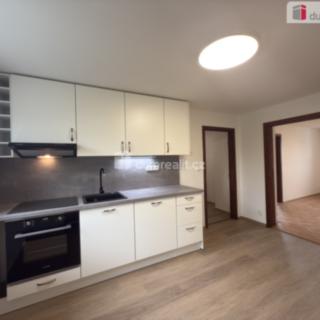 Pronájem bytu 2+1 55 m² Povrly, Na Panském