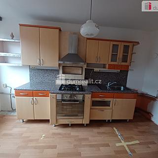 Pronájem bytu 4+1 92 m&sup2; Ústí nad Labem