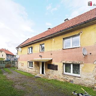 Prodej bytu 3+1 82 m² Želízy, Želízy