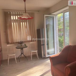 Pronájem bytu 1+kk a garsoniéry 25 m² Luhačovice, Josefa Černíka