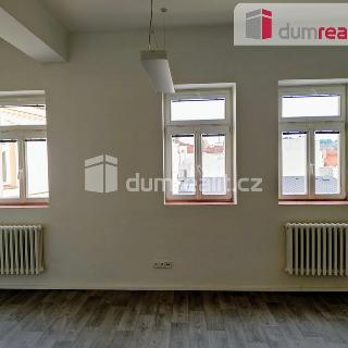 Pronájem kanceláře 27 m² Praha, Ostrovní