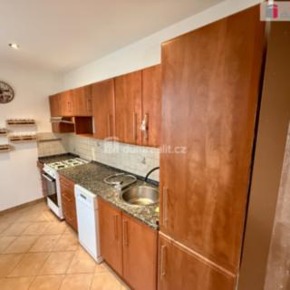 Pronájem bytu 3+1 68 m² Kralupy nad Vltavou Lobeček, Sídliště