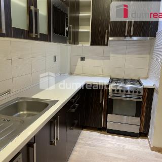 Pronájem bytu 2+1 60 m² Praha, Černokostelecká