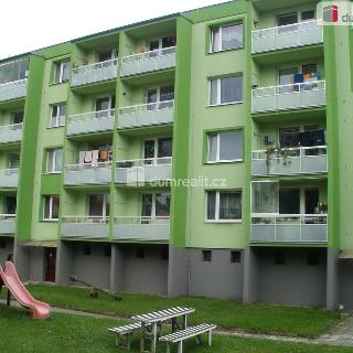 Pronájem bytu 1+1 35 m² Valašské Meziříčí, Hrachovec