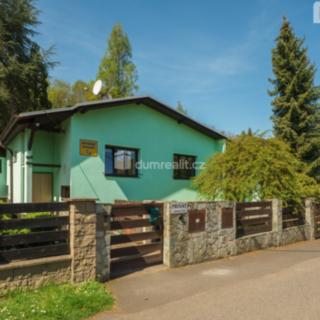 Prodej rodinného domu 470 m² Dubí, Údolí