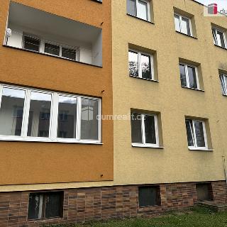 Prodej bytu 4+1 75 m² Starý Kolín, B. Smetany